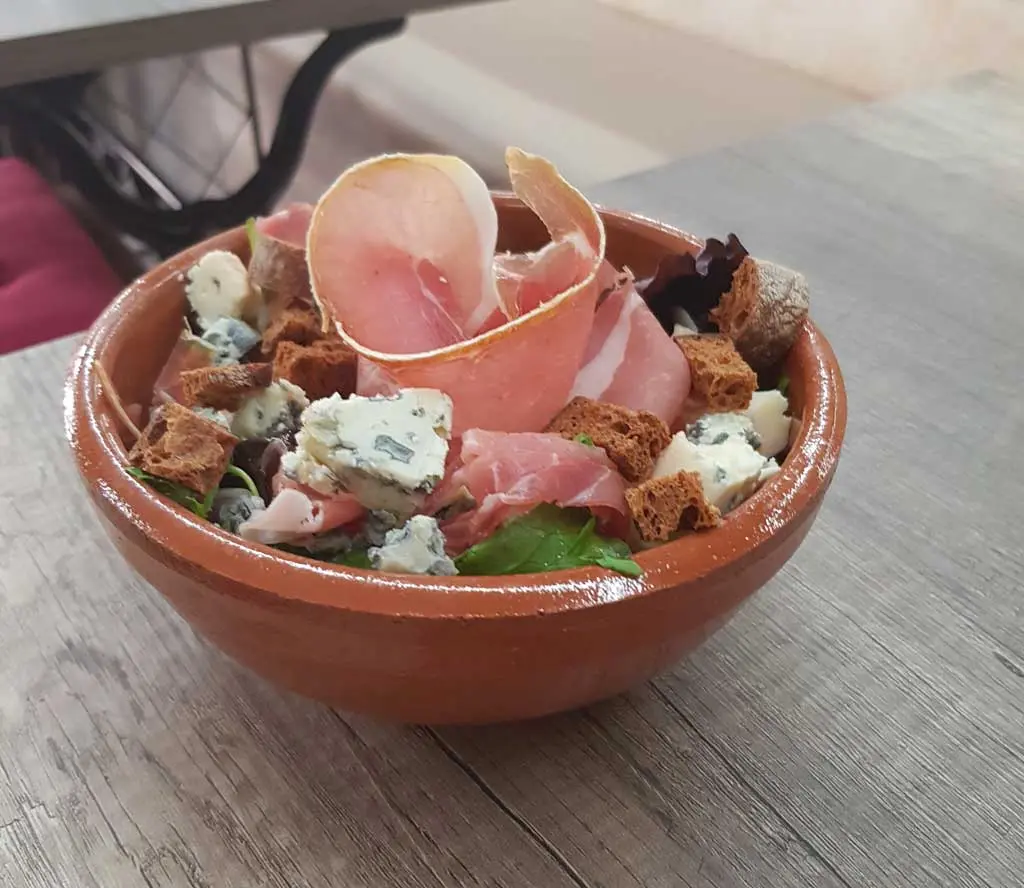 Auvergne Salad (M)