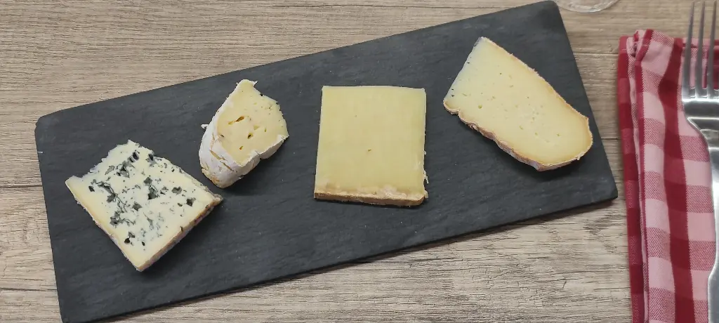 Ardoise de fromage d'Auvergne